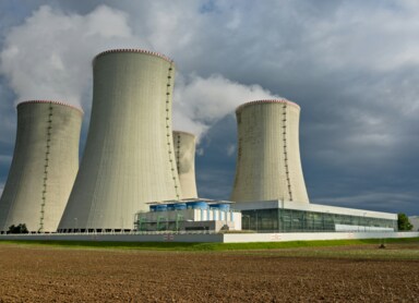 Jak działa elektrownia atomowa? Wyjaśniamy